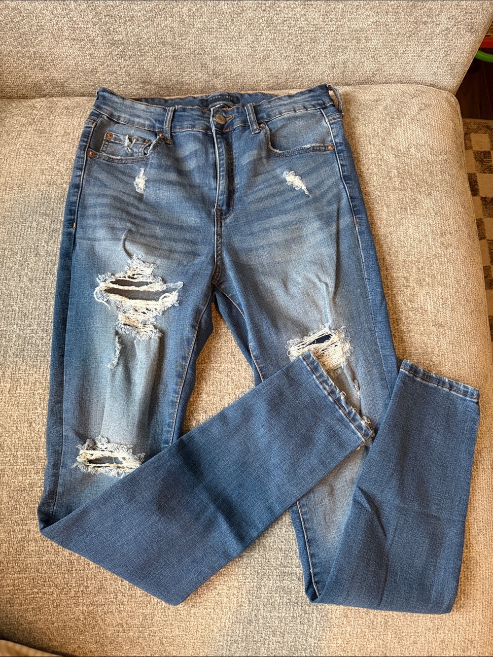 Classic Distressed Women’s Jegging - Medium Blue. 12 LONG